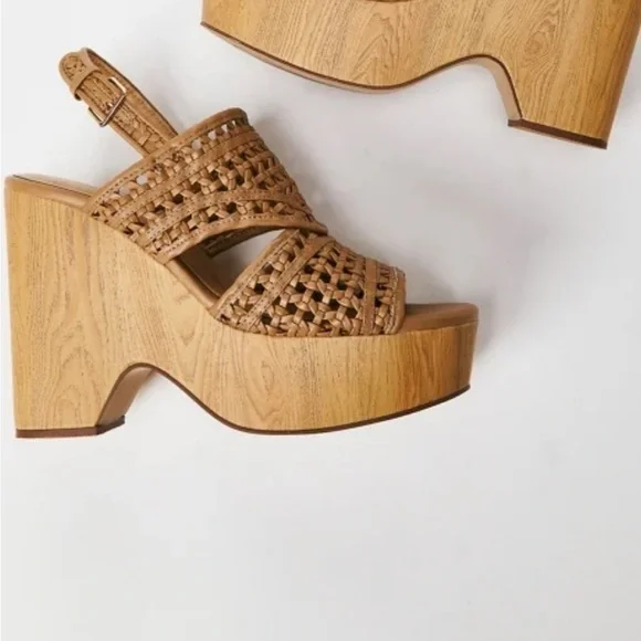 Just Fab Ruth Light Tan Wedge - Picture 6 of 9